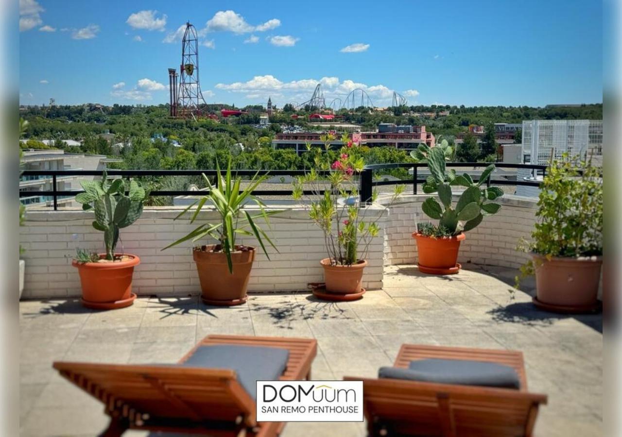 Domuum Holidays - San Remo Penthouse Салоу Екстер'єр фото