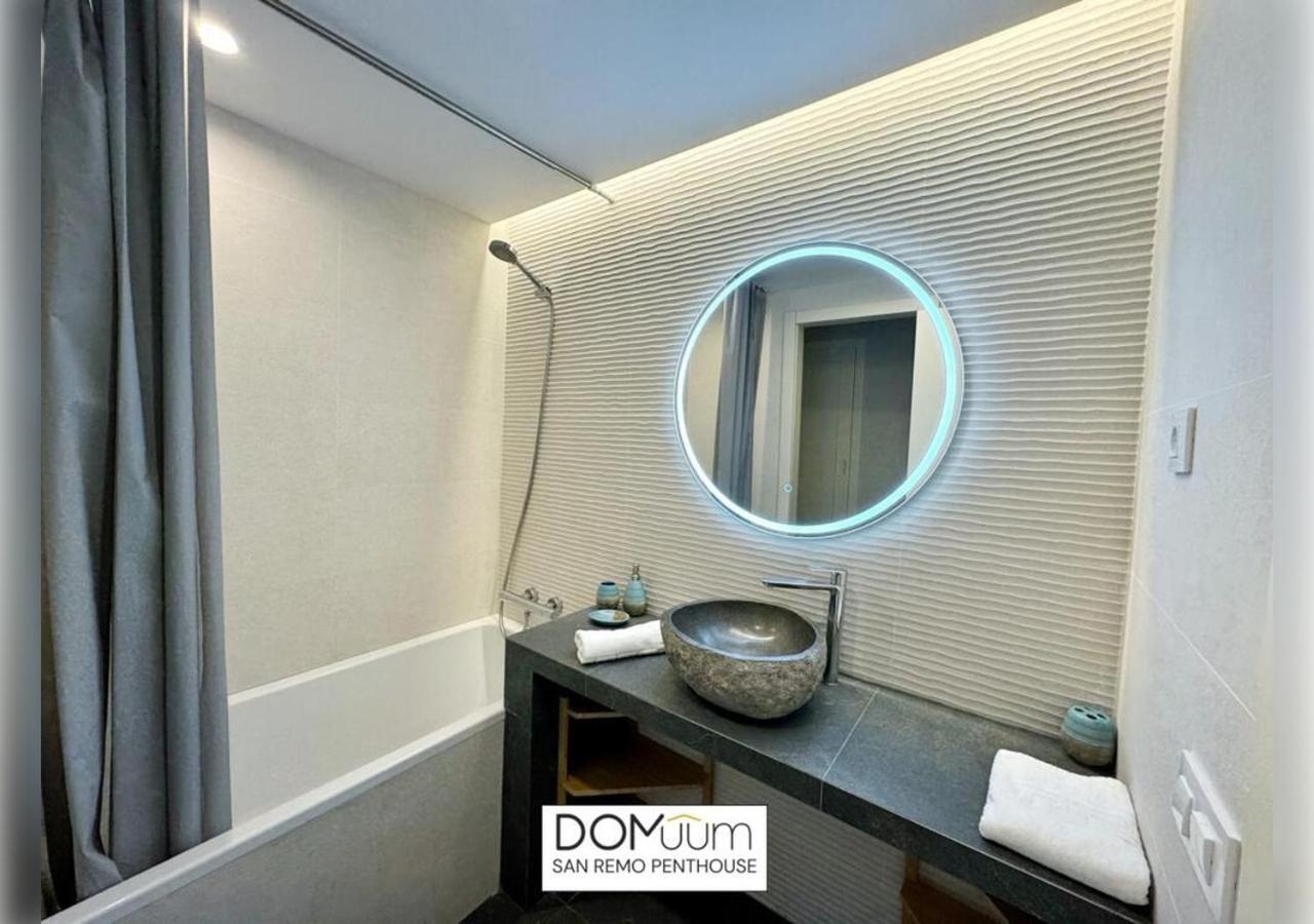 Domuum Holidays - San Remo Penthouse Салоу Екстер'єр фото