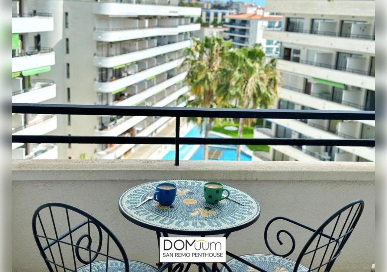 Domuum Holidays - San Remo Penthouse Салоу Екстер'єр фото