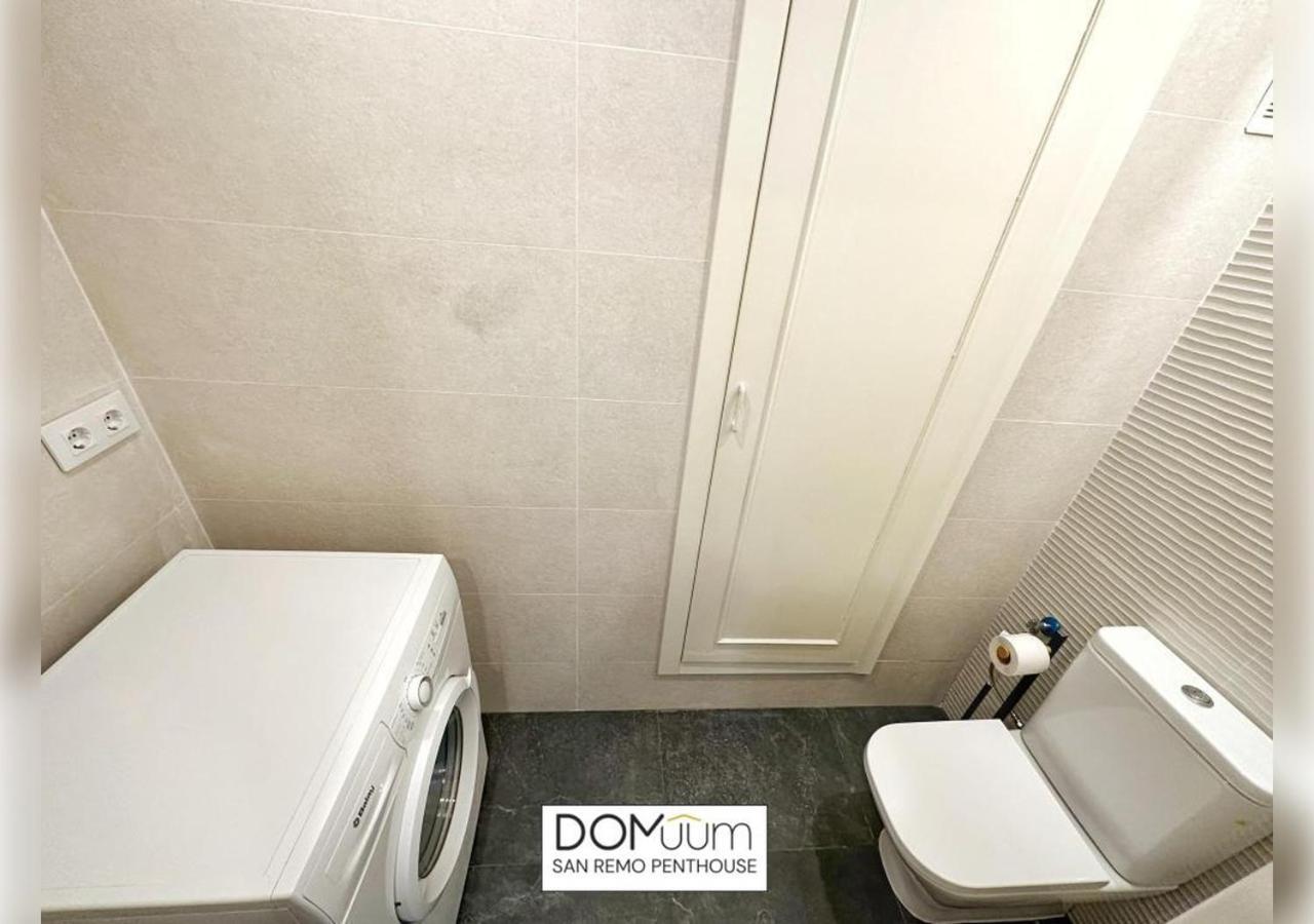 Domuum Holidays - San Remo Penthouse Салоу Екстер'єр фото