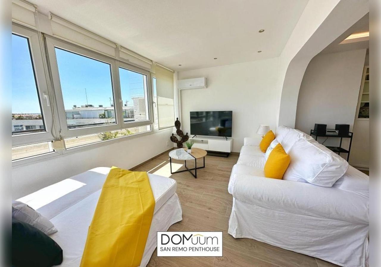 Domuum Holidays - San Remo Penthouse Салоу Екстер'єр фото