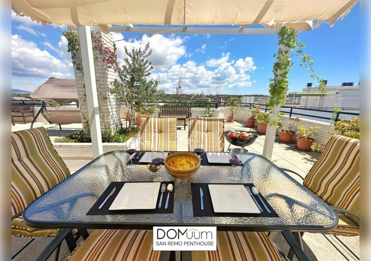 Domuum Holidays - San Remo Penthouse Салоу Екстер'єр фото