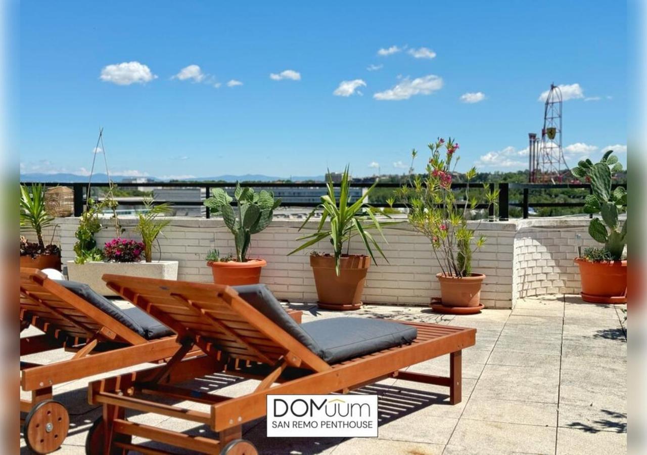 Domuum Holidays - San Remo Penthouse Салоу Екстер'єр фото